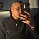 Знакомства: Богдан, 21 год, Артем