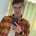 Знакомства: Евгений, 28 лет, Валуйки