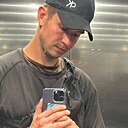 Знакомства: Илья, 24 года, Кулебаки