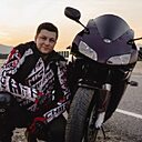 Знакомства: Vitalik, 30 лет, Стаханов