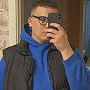 Знакомства: Павел, 22 года, Слоним