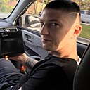 Знакомства: Руслан, 32 года, Шахтерск