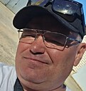 Знакомства: Владислав, 49 лет, Солигорск