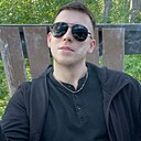 Знакомства: Леонид, 26 лет, Первоуральск