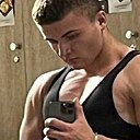 Знакомства: Малыш, 21 год, Тюмень