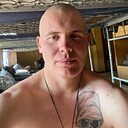 Знакомства: Макс, 31 год, Феодосия