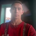 Знакомства: Евгений, 25 лет, Заозерный