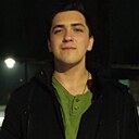 Знакомства: Максим, 23 года, Гуково