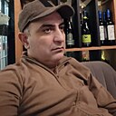 Знакомства: Севак, 38 лет, Калуга