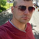 Знакомства: Мишка, 35 лет, Довольное