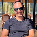 Знакомства: Антон, 37 лет, Белгород