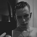 Знакомства: Кирилл, 21 год, Энгельс