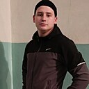 Знакомства: Александр, 23 года, Новошахтинск