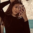 Знакомства: Мадинка, 20 лет, Екатеринбург