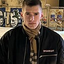 Знакомства: Артем, 21 год, Оренбург