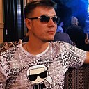 Знакомства: Макс, 25 лет, Феодосия