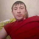 Знакомства: Валера, 31 год, Саратов