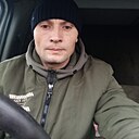 Знакомства: Макс, 37 лет, Караганда