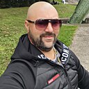 Знакомства: Lucian, 43 года, Galați
