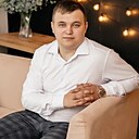 Знакомства: Олег, 25 лет, Мончегорск