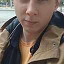 Знакомства: Илья, 33 года, Саратов