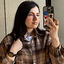 Знакомства: Камила, 25 лет, Москва