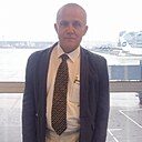 Знакомства: Эмомчон, 54 года, Алматы