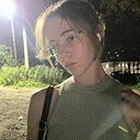 Знакомства: Нелли, 18 лет, Корсаков