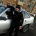 Знакомства: Илья, 30 лет, Щекино