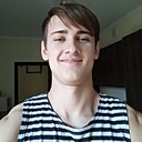 Знакомства: Макс, 27 лет, Губкин