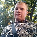 Знакомства: Кирилл, 22 года, Брянск