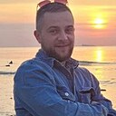 Знакомства: Илья, 33 года, Гомель