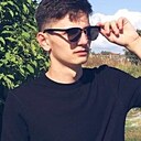 Знакомства: Alex, 25 лет, Constanța