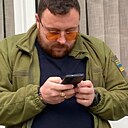 Знакомства: Олександр, 32 года, Вишневое