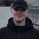 Знакомства: Андрей, 21 год, Киров