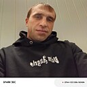 Знакомства: Дмитрий, 37 лет, Калининск