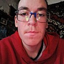 Знакомства: Максим, 18 лет, Мишкино