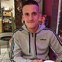 Знакомства: Максим, 25 лет, Белгород