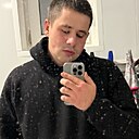 Знакомства: Макс, 21 год, Ишимбай