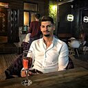 Знакомства: Iustin, 27 лет, Sinaia