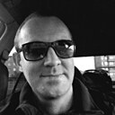 Знакомства: Максим, 37 лет, Караганда