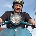 Знакомства: Максим, 41 год, Шахтерск