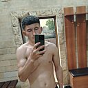 Знакомства: Джону, 25 лет, Астрахань