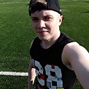 Знакомства: Паша, 27 лет, Волхов