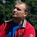 Знакомства: Виталий, 25 лет, Губаха