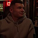 Знакомства: Алексей, 25 лет, Магадан