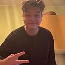 Знакомства: Кирилл, 20 лет, Москва