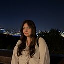 Знакомства: Алина, 23 года, Санкт-Петербург