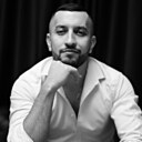 Знакомства: Евгений, 31 год, Луганск