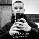 Знакомства: Andrey, 21 год, Москва